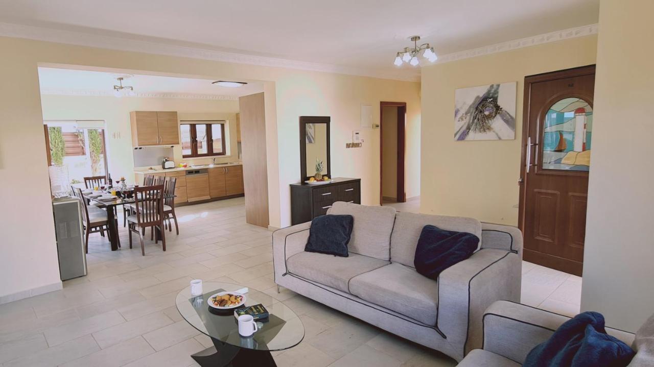 Stay Ocean View Villa Paralimni Exterior foto