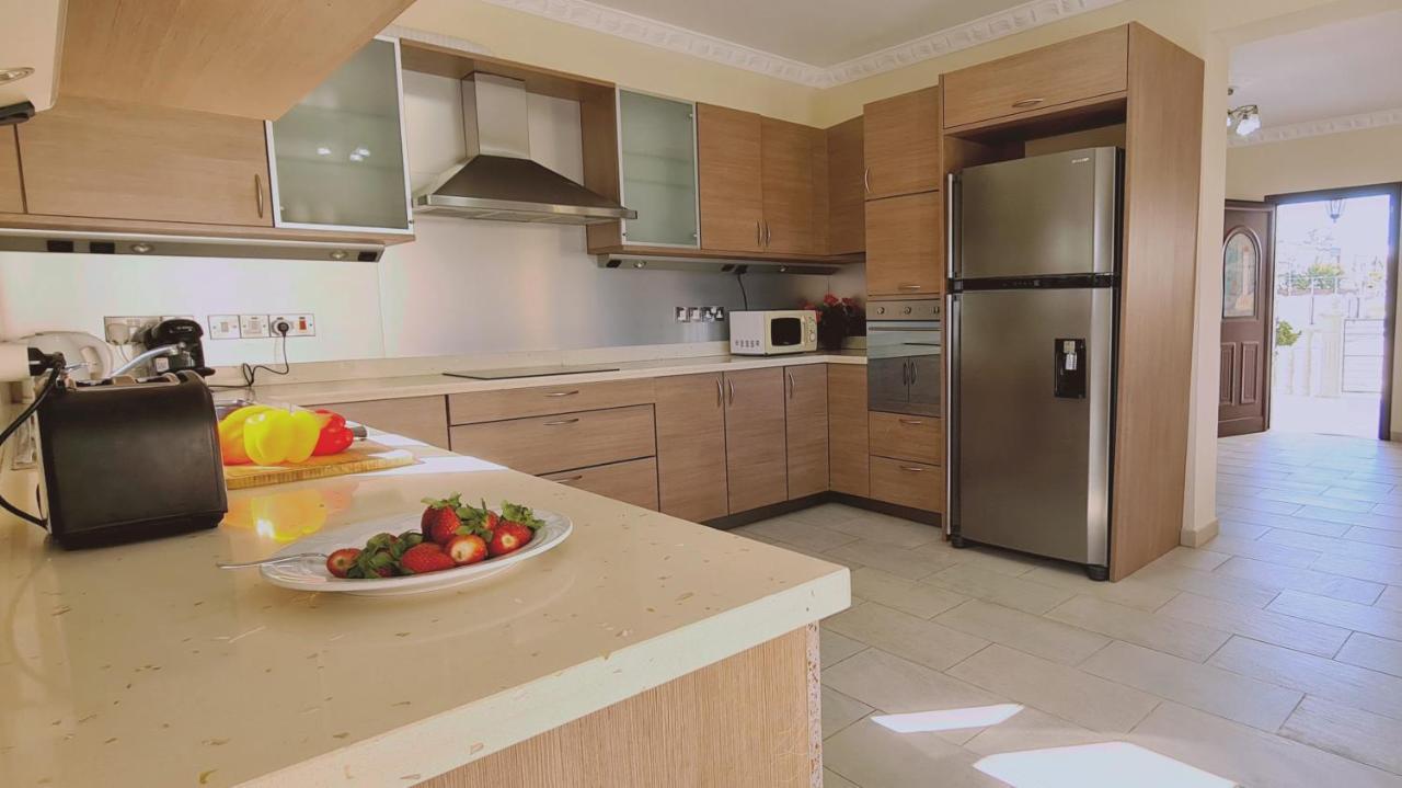 Stay Ocean View Villa Paralimni Exterior foto